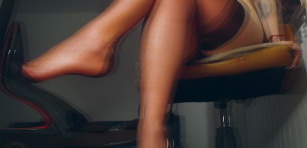 Model - XXHotArianna latex