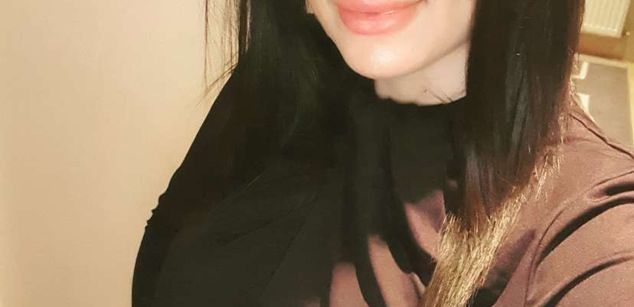 Model - Sussie browneyes