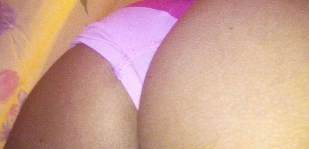 Model - JASMIN VARGAS sexy