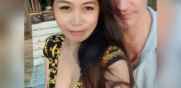 Model - Kinky Couple asian