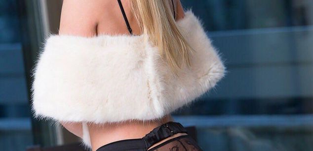 Model - Lucy Heart 7