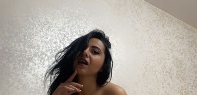 Model - Jennifer shoes