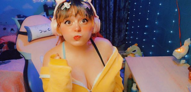 Model - waifumochi_chan COSPLAY squirt