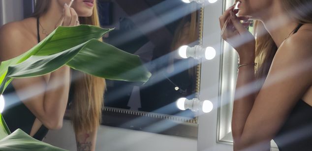 Model - Bianca Brunni squirt