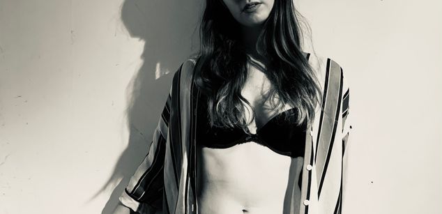 Model - Sapphire Rose heels