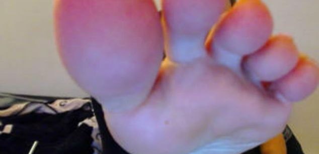 Model - Spoiled Princess Tania finslave