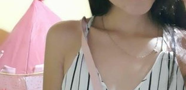 Model - Ary lhay cum