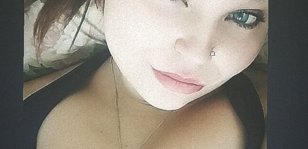 Model - ShyStrawberry dirty