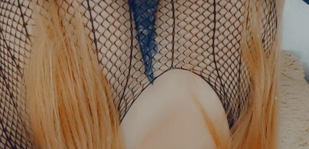 Model - BustyNatural4U slave