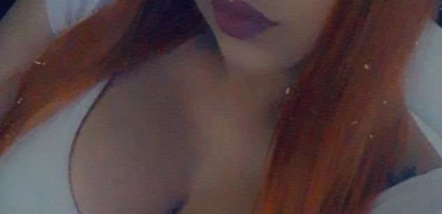 Model - BustyNatural4U slave