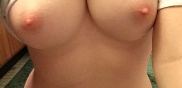 Model - Kayley Gunner cum