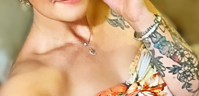 Model - Rumor Capris Rumorhait