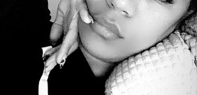 Model - BlackVelvetX masturbation