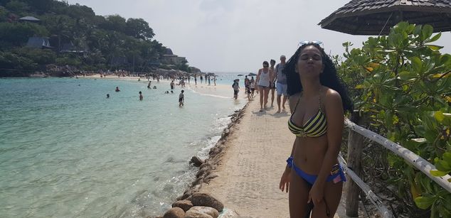 Model - BlackVelvetX masturbation