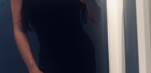 Model - Daria Nova brunette