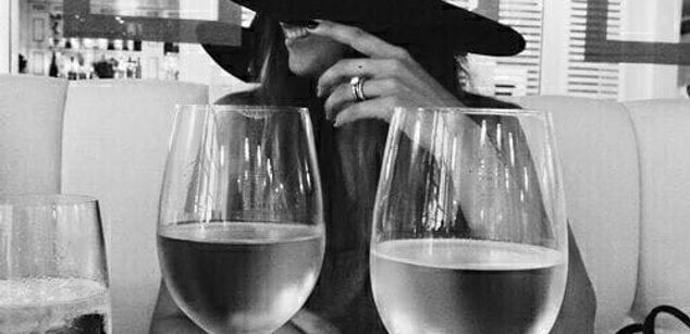 Model - hellen maria fetiches