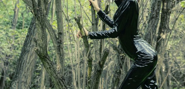 Model - Lilith Dagmar humiliation