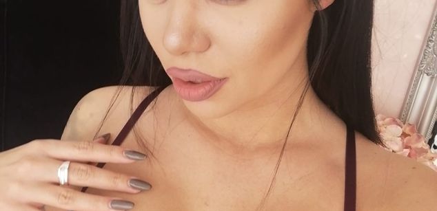 Model - AngeliqueNoir fetish