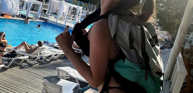 Model - SarahWalter bigboobs