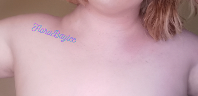 Model - Flora Baylee feet