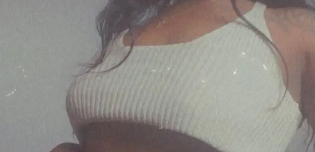 Model - Ashanti B feet