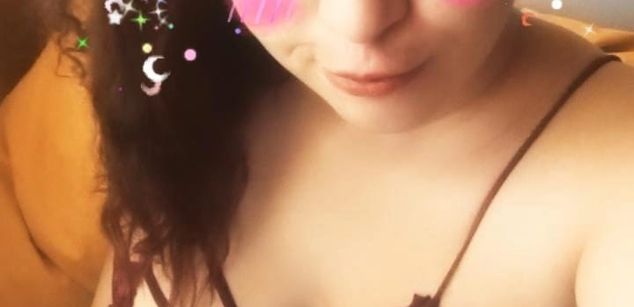 Model - Naughty_Alexa feet