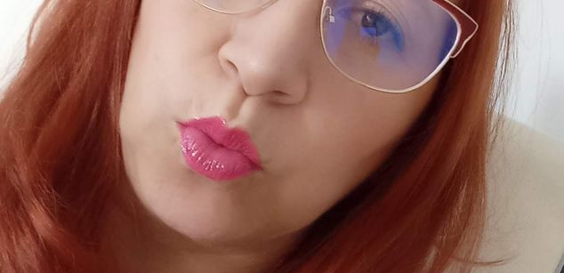 Model - Valery Sweet squirt