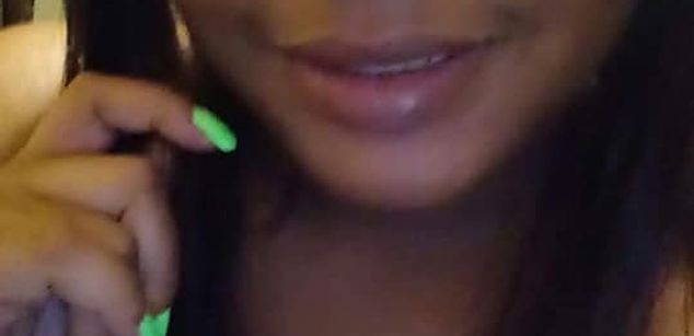 Model - LaMoora HugeButt