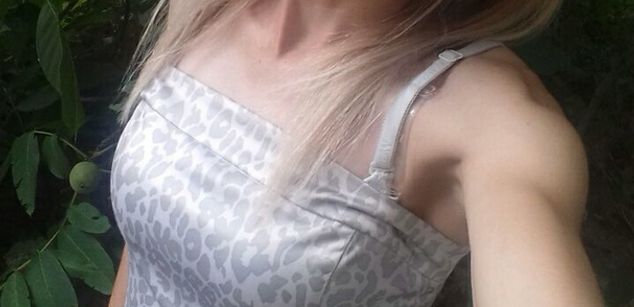 Model - Sexy_Kaiska young