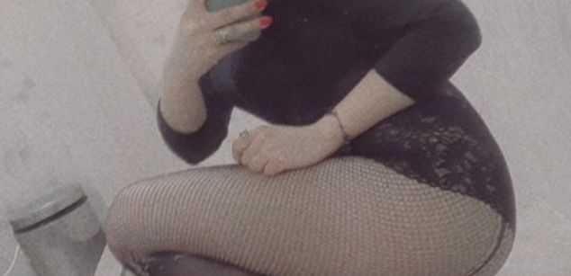 Model - Alice Rosse sexy