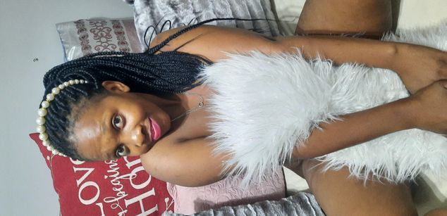 Model - Queen Diva taboo