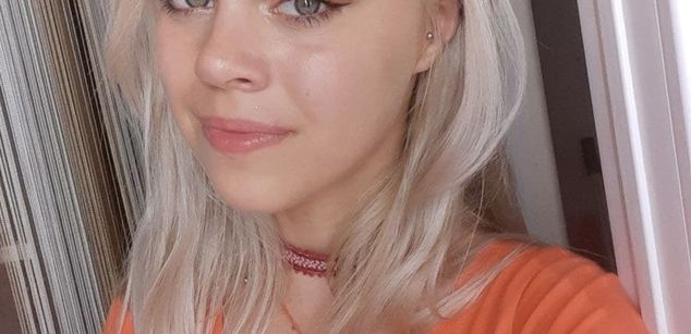 Model - lisa_liss lick