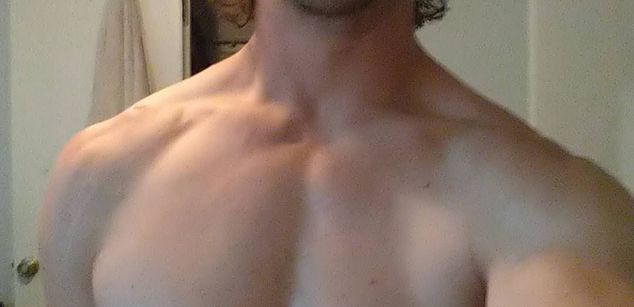 Model - Kyle cumshot