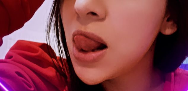 Model - soffy  doll squirt