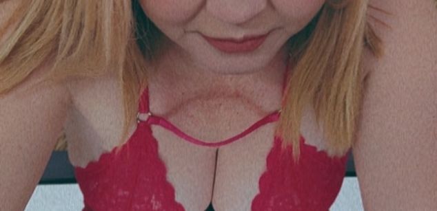 Model - Crystal Jhonson masturbation