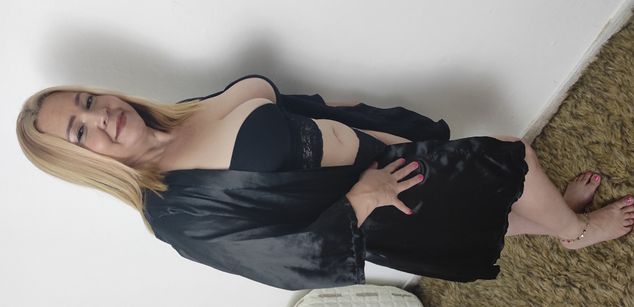 Model - Crystal Jhonson masturbation