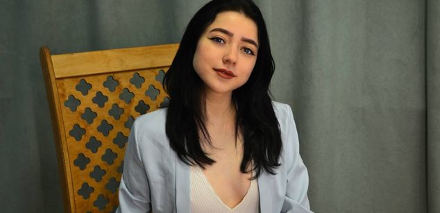 Model - Emily Nichols cute