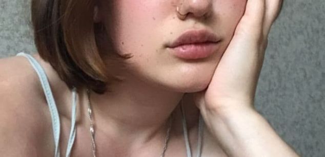 Model - Flower_Girl sensual