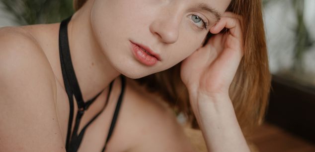 Model - EllyMur teen