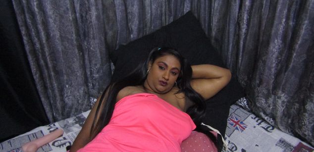 Model - EROTICNAWTY02 pussy