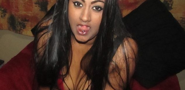 Model - EROTICNAWTY02 pussy