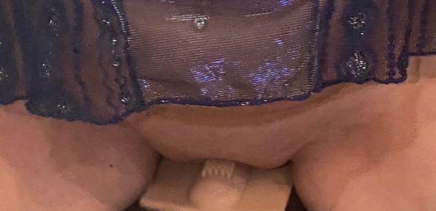 Model - Wetmom38 squirting