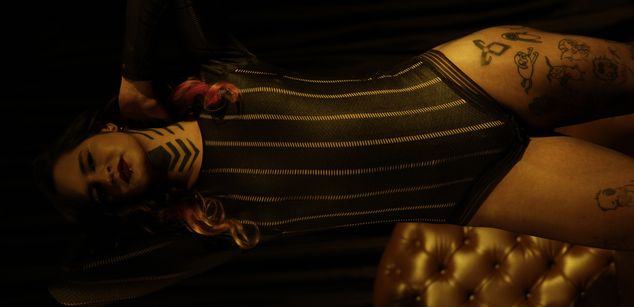 Model - Amy Black brazilian