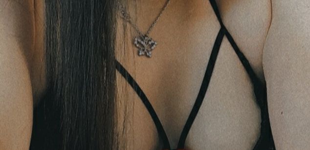 Model - Natasha blowjob