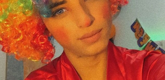 Model - chris windsor cum