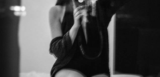 Model - Empress Akira boots