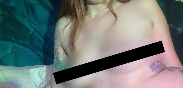 Model - Veronica redhead