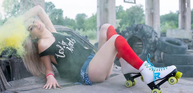 Model - LindaBrynn camgirl