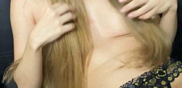 Model - Heidy Kung teen