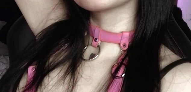 Model - FEET ADDICTION bdsm